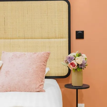 Superb 1br4p Near Opera & Grands Boulevards דירה פריז